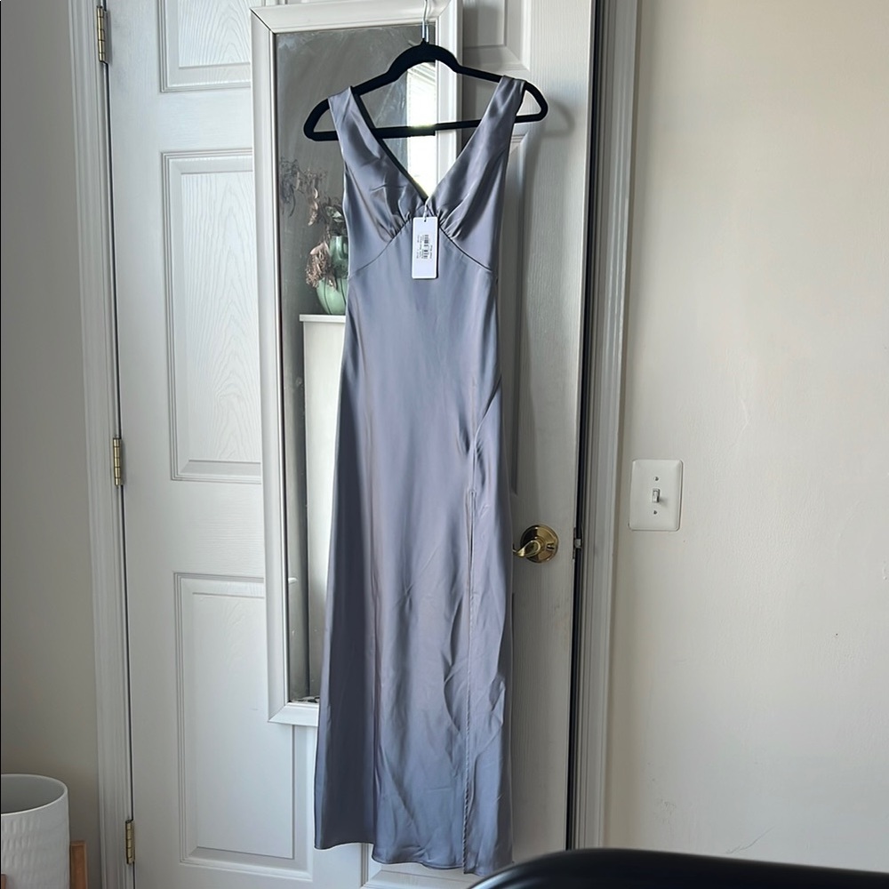Elegant Gray Sleeveless Dress